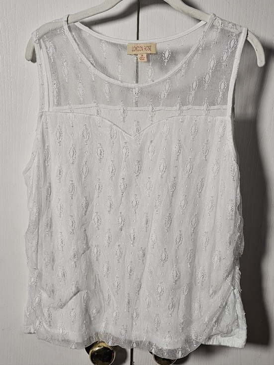 london rose Tops - White Lace Sleeveless Top
